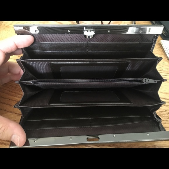 Ladies Brown Leather Wallet - Picture 2 of 2